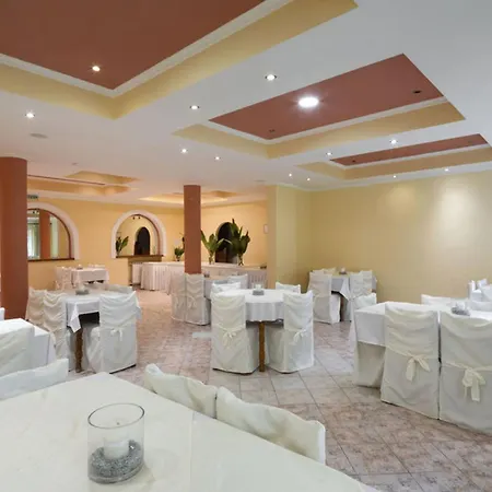 Hotel Galaxias Gouviá